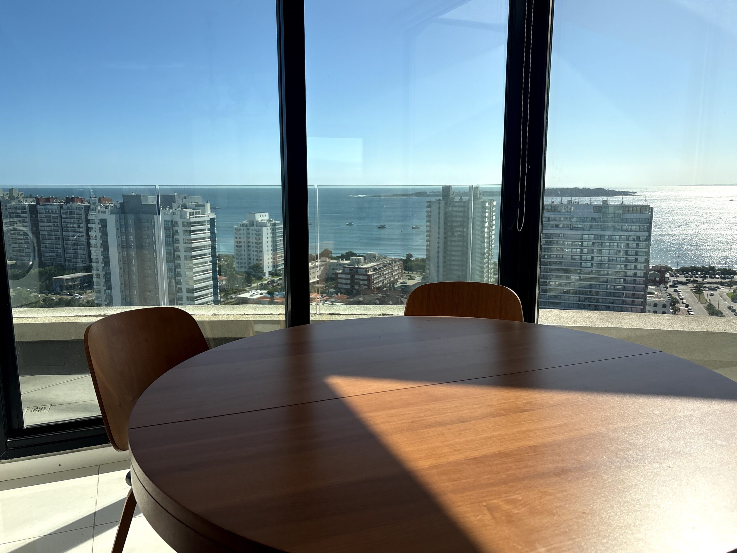 Aparatmento de Categoria en Punta del Este con Vista al Mar