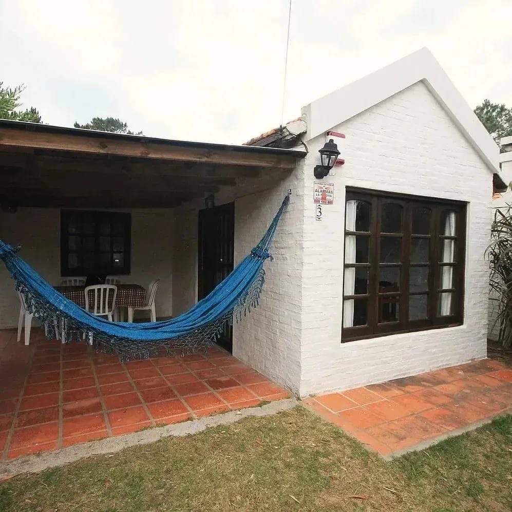 Casa 2 Barrio Country (La Paloma)